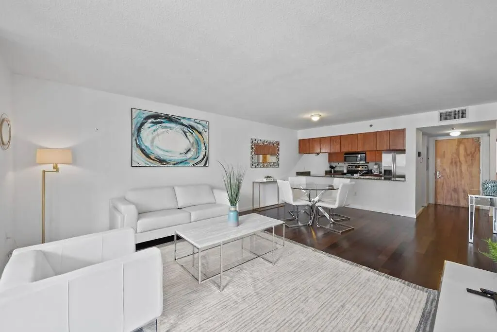 Lägenhet Superb Unit, Centrally Located With Parking