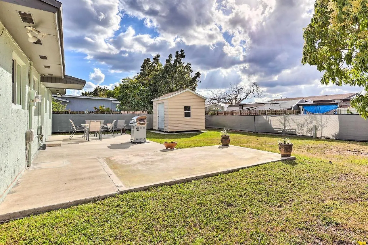 Vakantiehuis Gated Southern 22 Mi To Downtown!