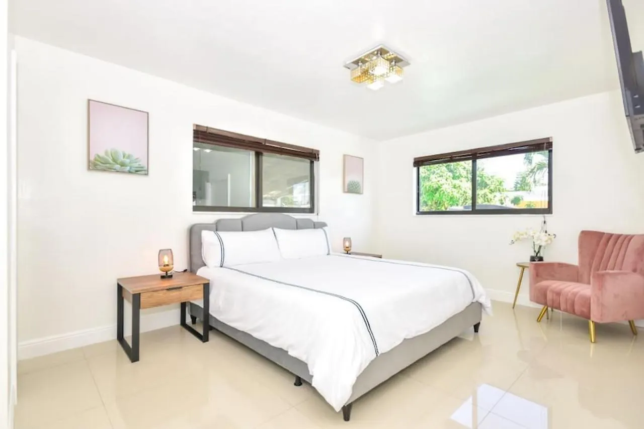 Five Bedroom With Pool In Highland Lakes Near Aventura Mall Willa Miami