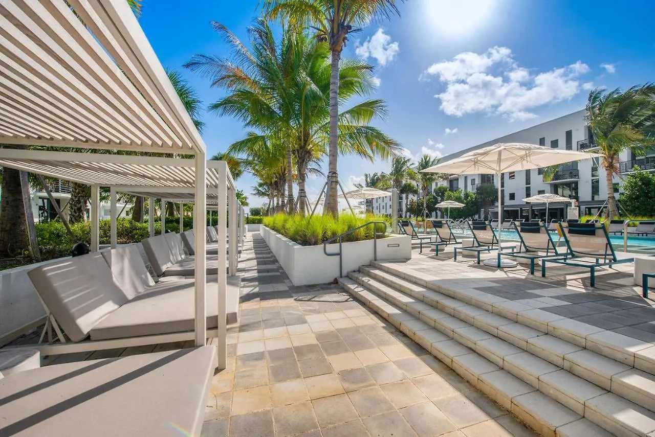 Upper East Side 1br W Gym Pool Wd Nr Mimo Mia-33 Daire Miami
