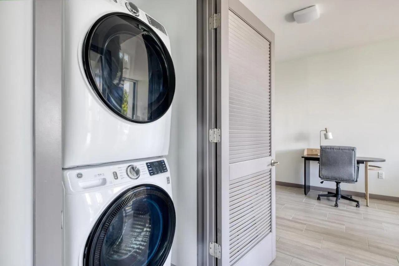 Daire Upper East Side 1br W Gym Pool Wd Nr Mimo Mia-33