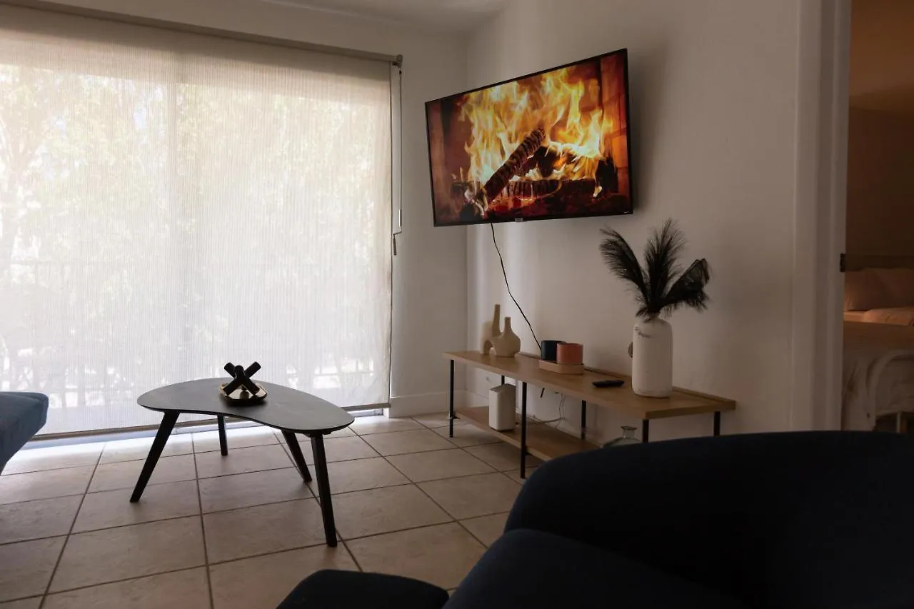 Διαμέρισμα One Bedroom - With Parking & Balcony - Heart Of Wynwood