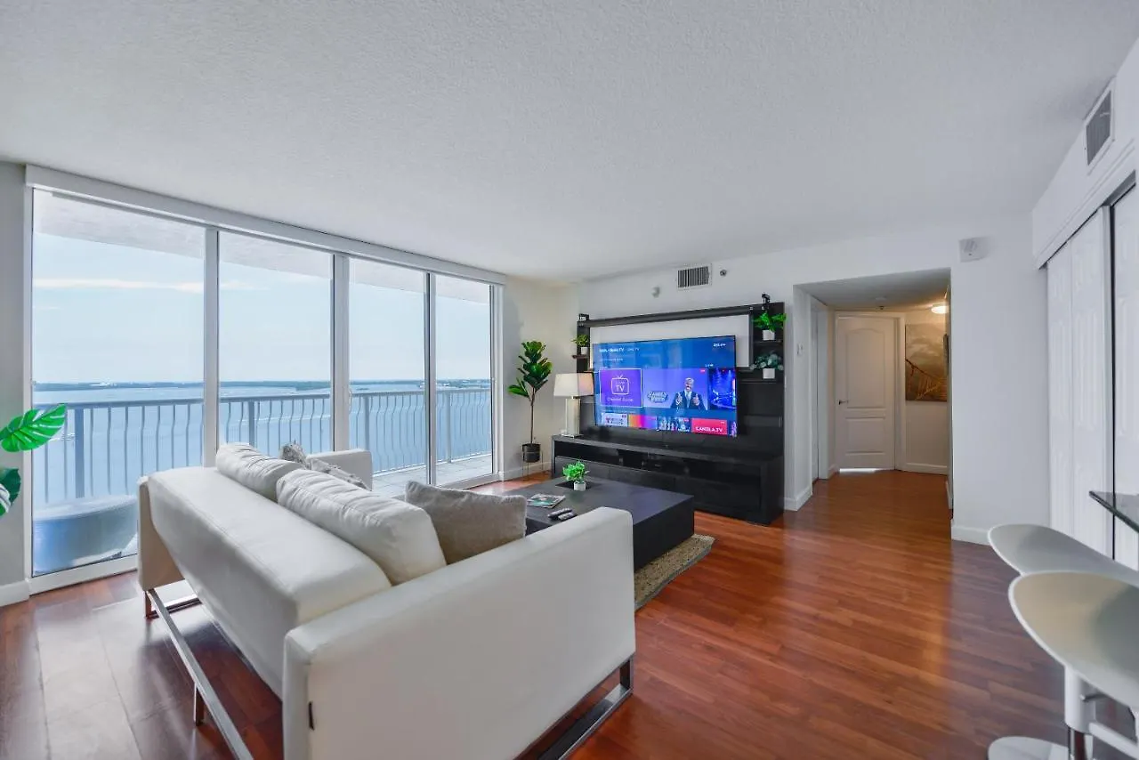 Spectacular 3 Bd Direct Ocean Balcony View Appartement
