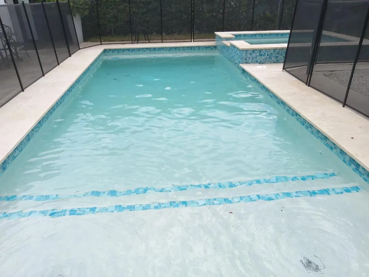 Casa de Férias Design District 4 Bedroom Pool