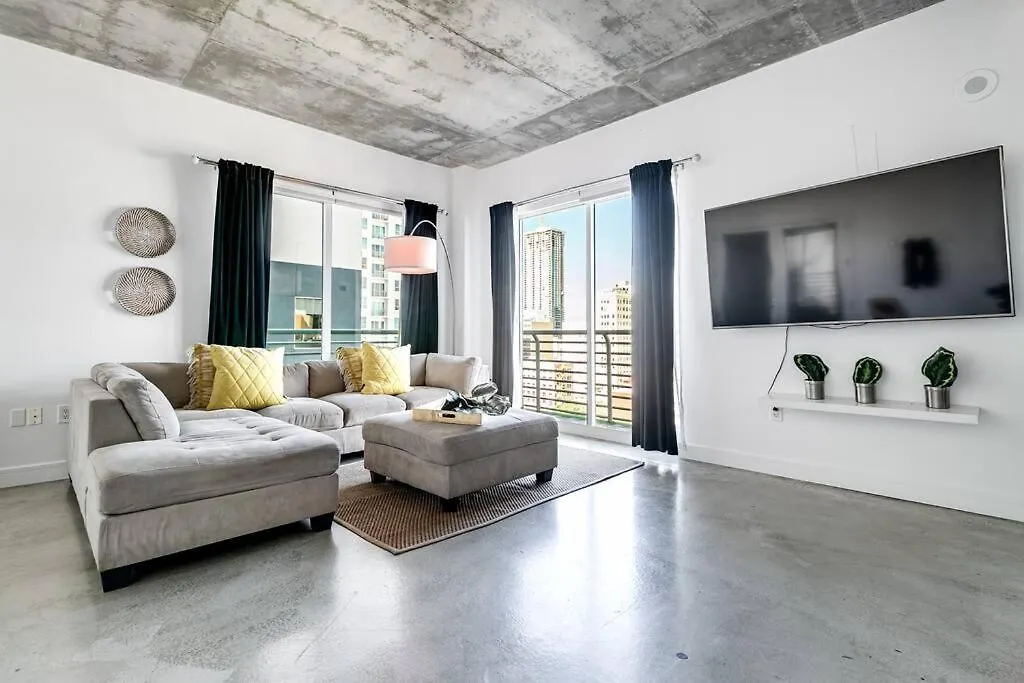 Spectacular 2-br 4 People 1107 מיאמי