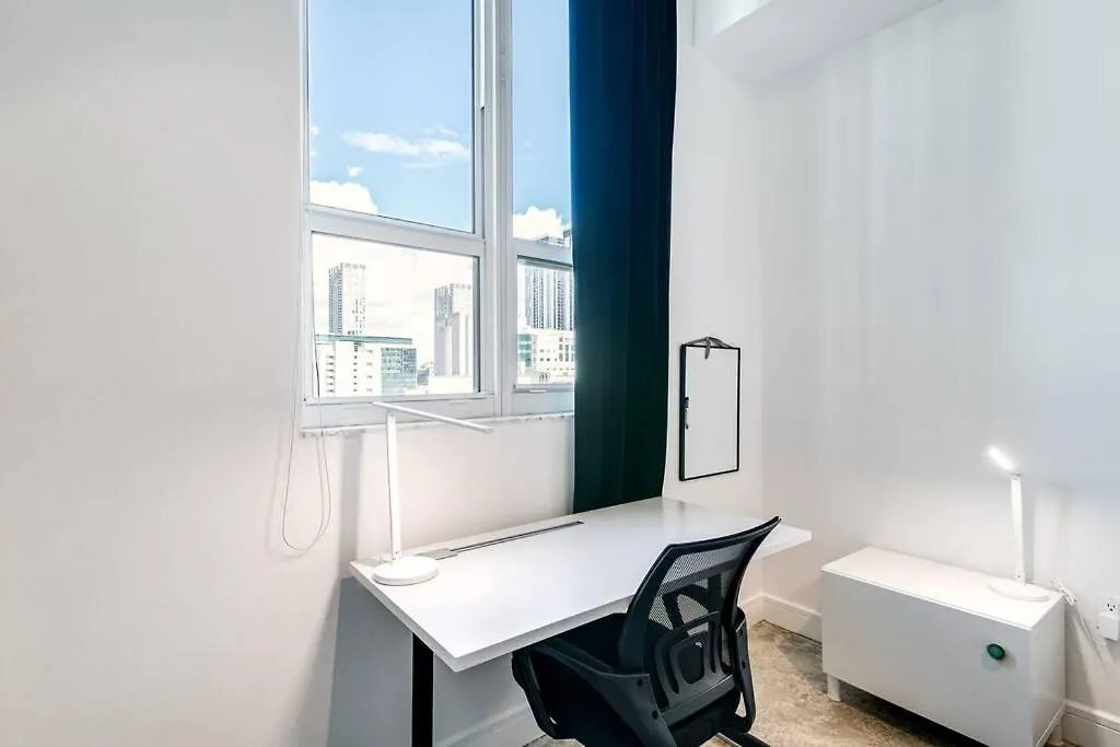 Spectacular 2-br 4 People 1107 מיאמי