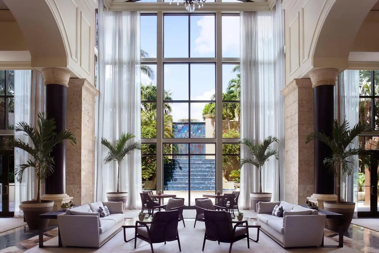 The Ritz-carlton Coconut Grove, 5*
