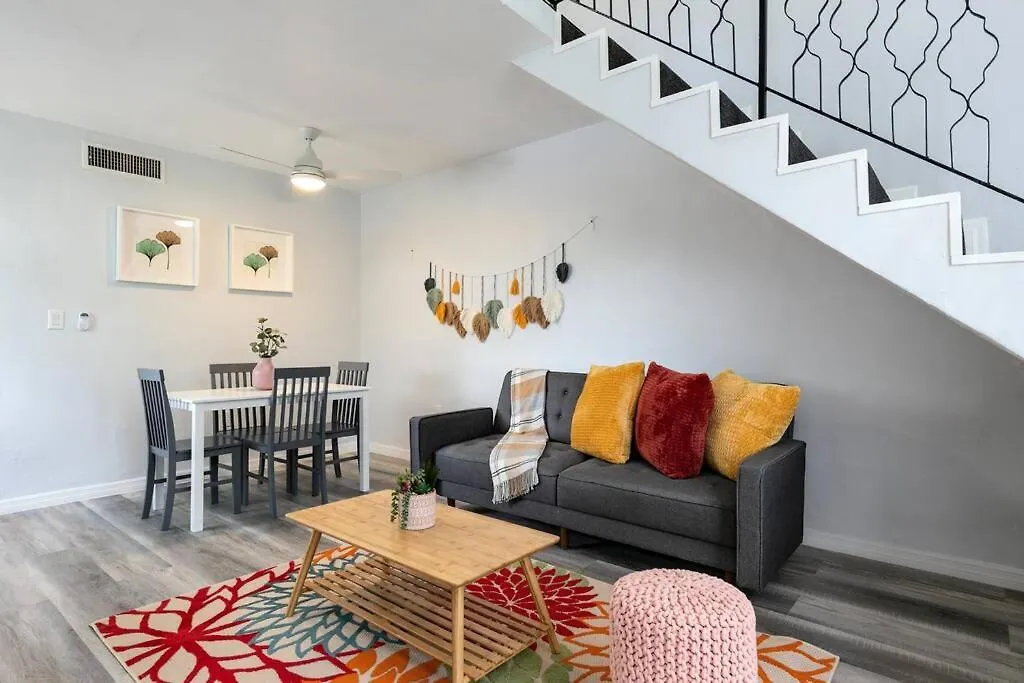 Loft Style 1b , Fast Wi-fi Virg14 Lejlighed *