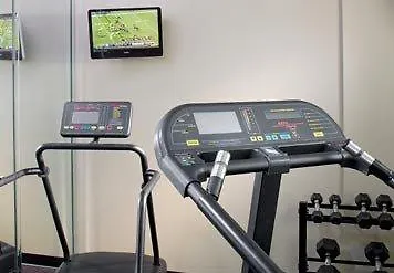 ホテル タウンプレース スイーツ マイアミ エアポート ウェスト ドラル エリア