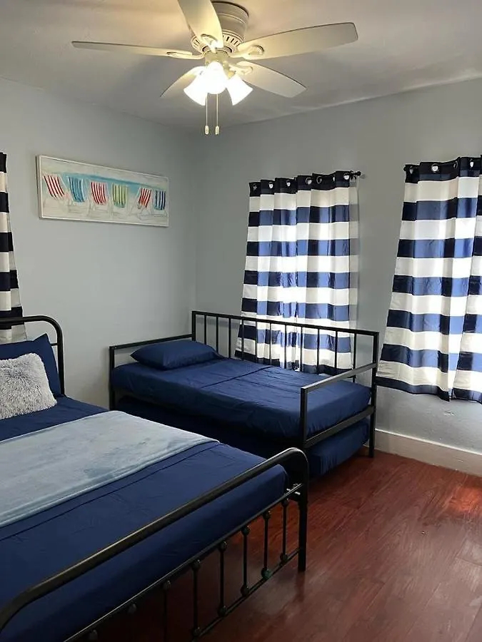 Blue Little Havana Guest house Miami