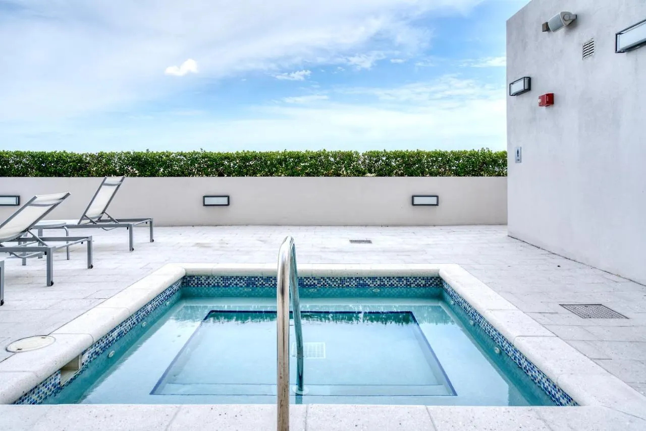 Coral Gables 2br W Pool Gym Nr Miracle Mile Mia-76 מיאמי