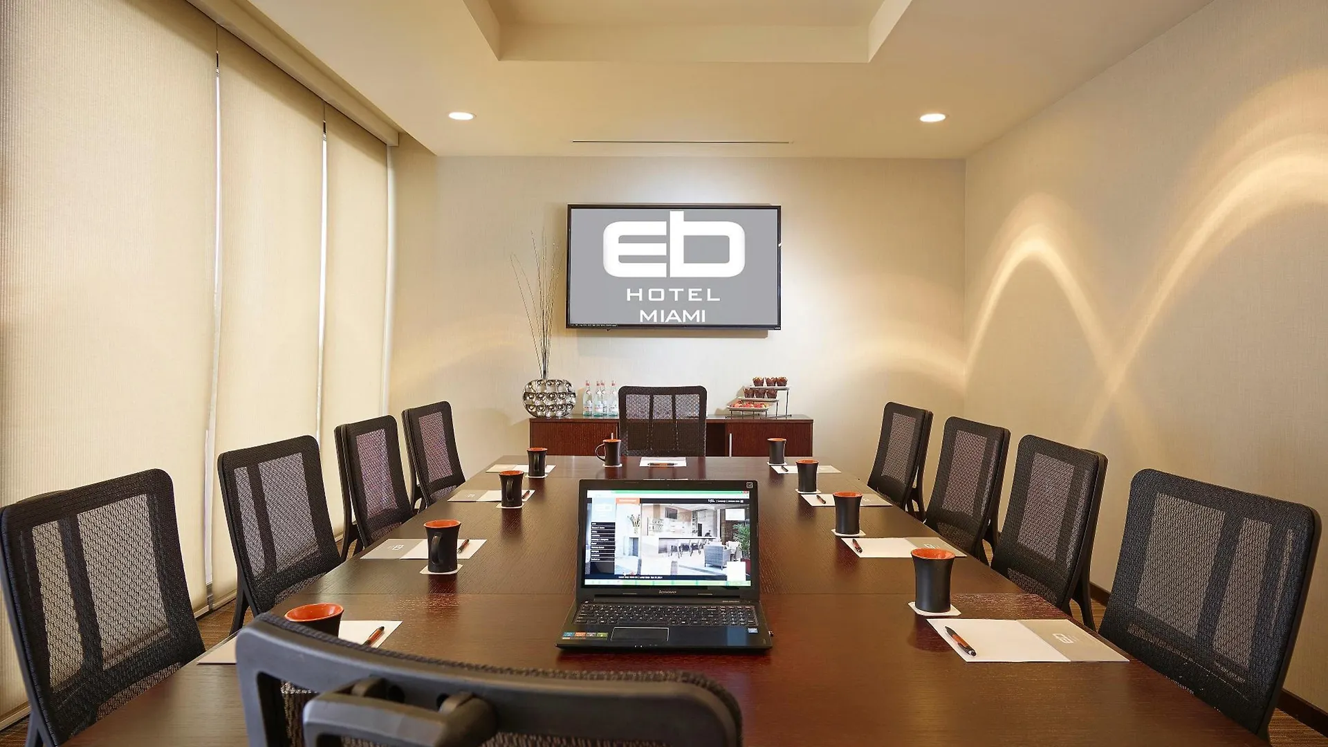 Eb Miami Airport 4*