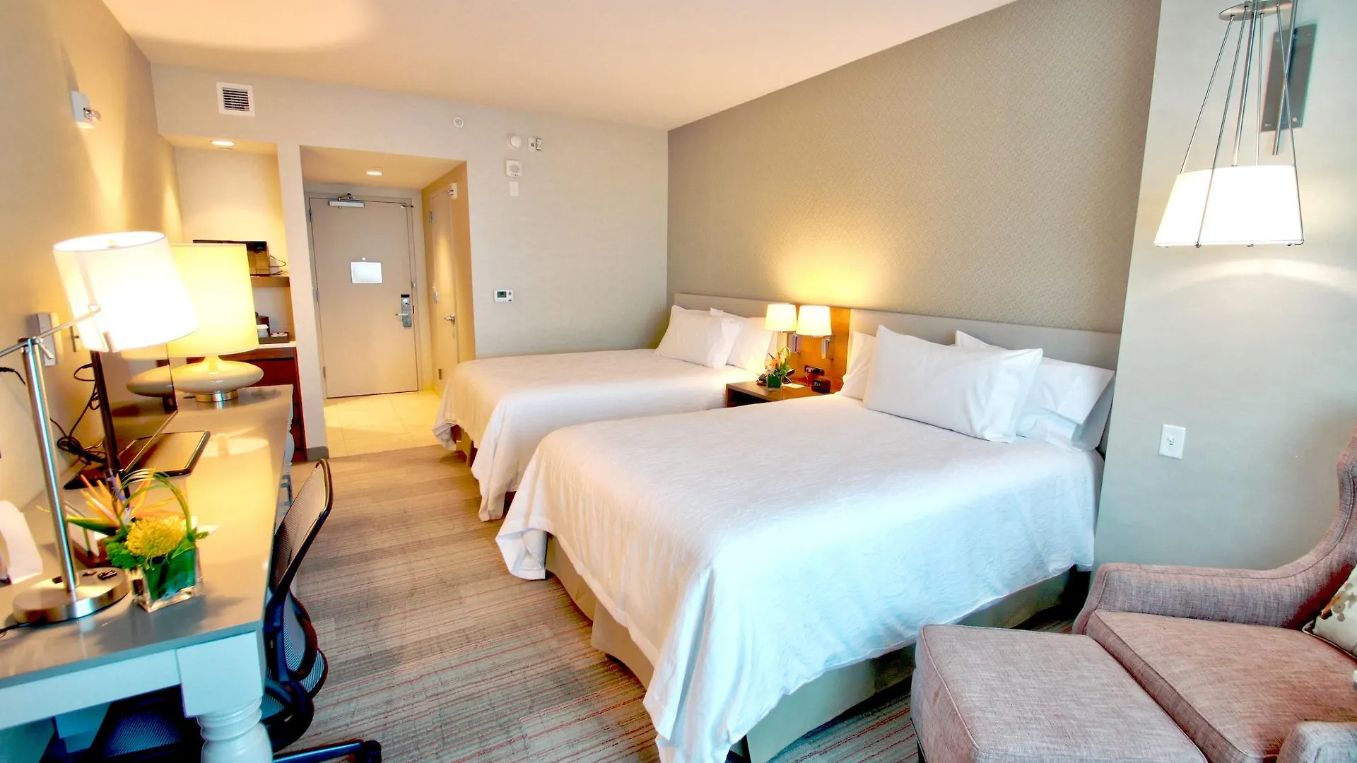 Hilton Garden Miami Dolphin Mall Hotel