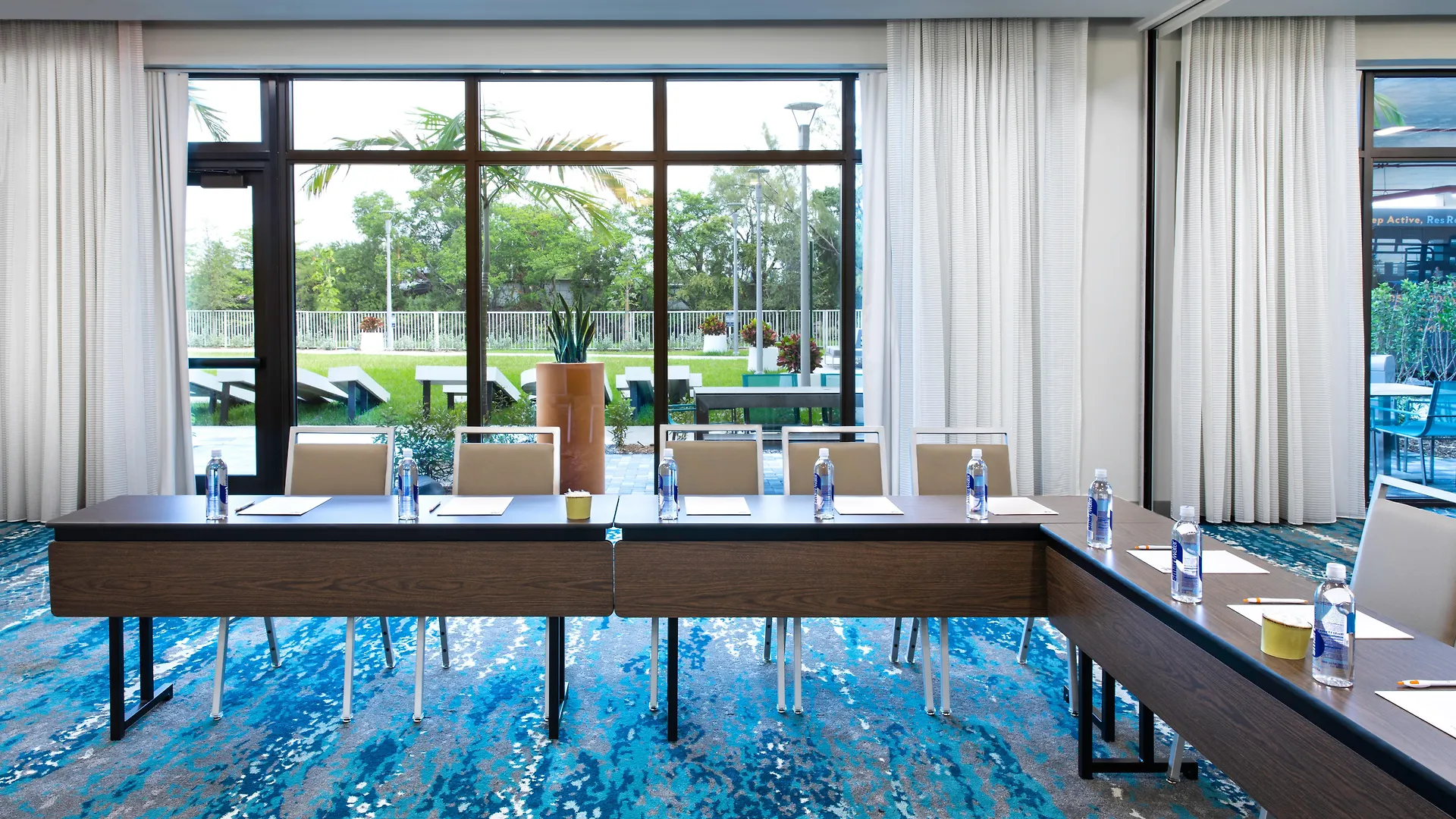 Even - Airport By Ihg Hotell