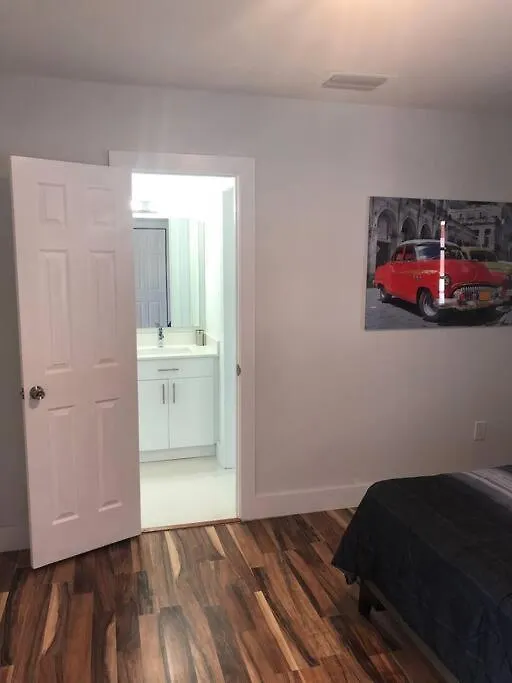 Holiday home Luxury In Miami's Center!