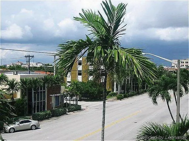 Hotel Chateaubleau Coral Gables