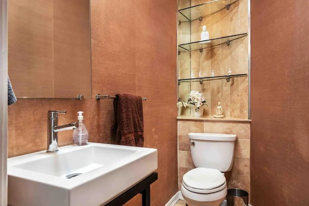 Sleeps 18 In Shores With Movie Theater / Pool / Jacuzzi