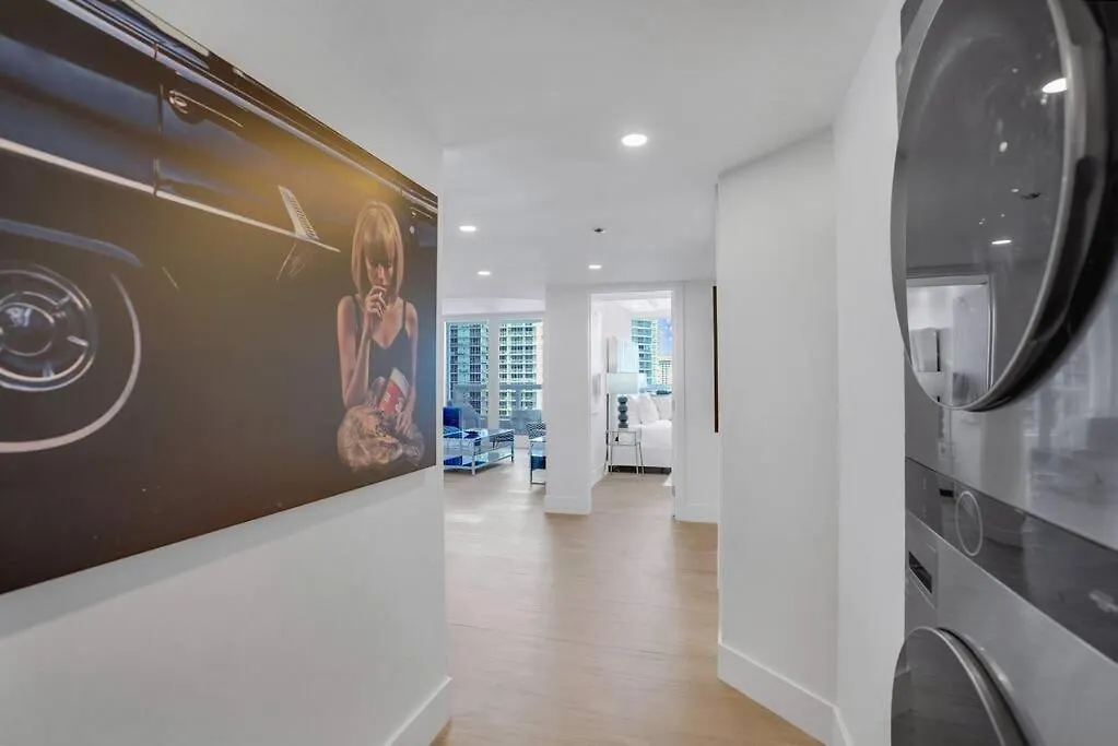 Make It Happen! Brand New With Amazing Water Views Appartement *