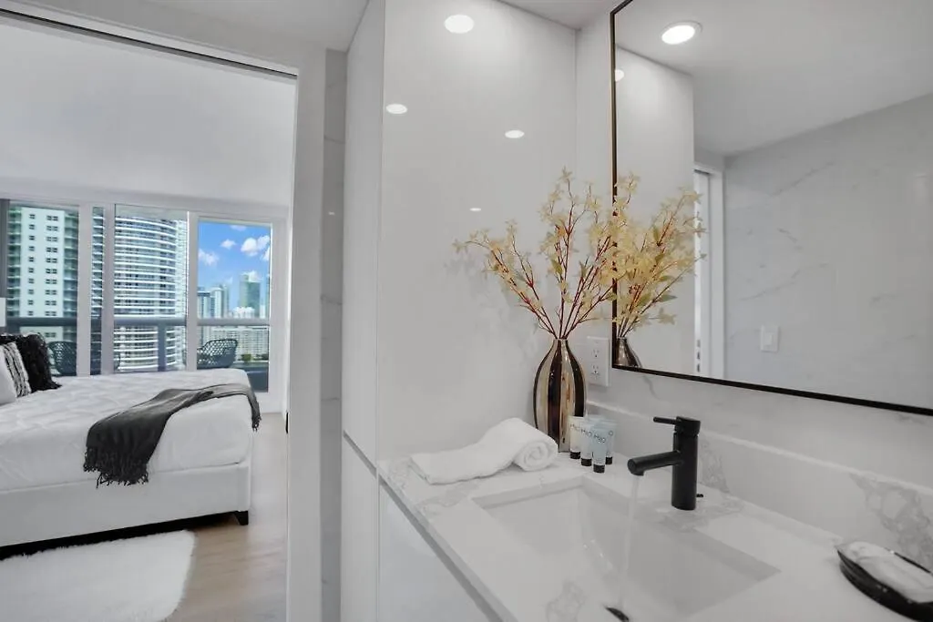 Appartement Make It Happen! Brand New With Amazing Water Views *