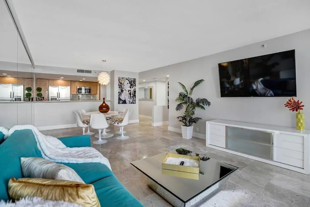 The Audrey! Penthouse With Direct Water Views! *