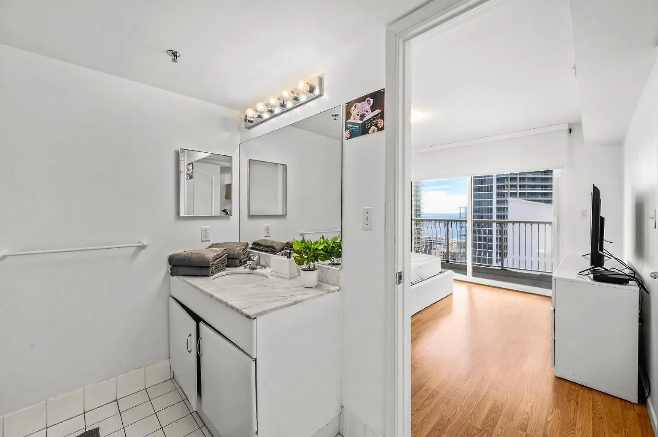 Amazing High Rise At Brickell With Pool View Daire