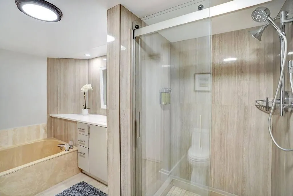 In Love! Skyline Views, Renovated Apartmán Miami