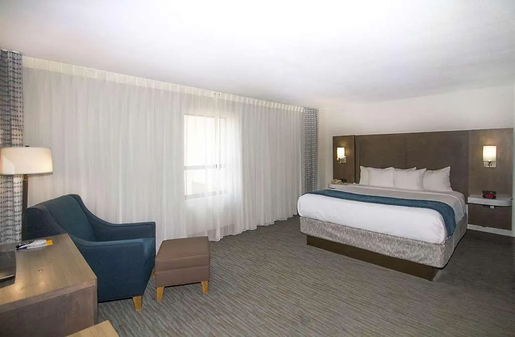 Comfort & Downtown Brickell-port Of Hotel