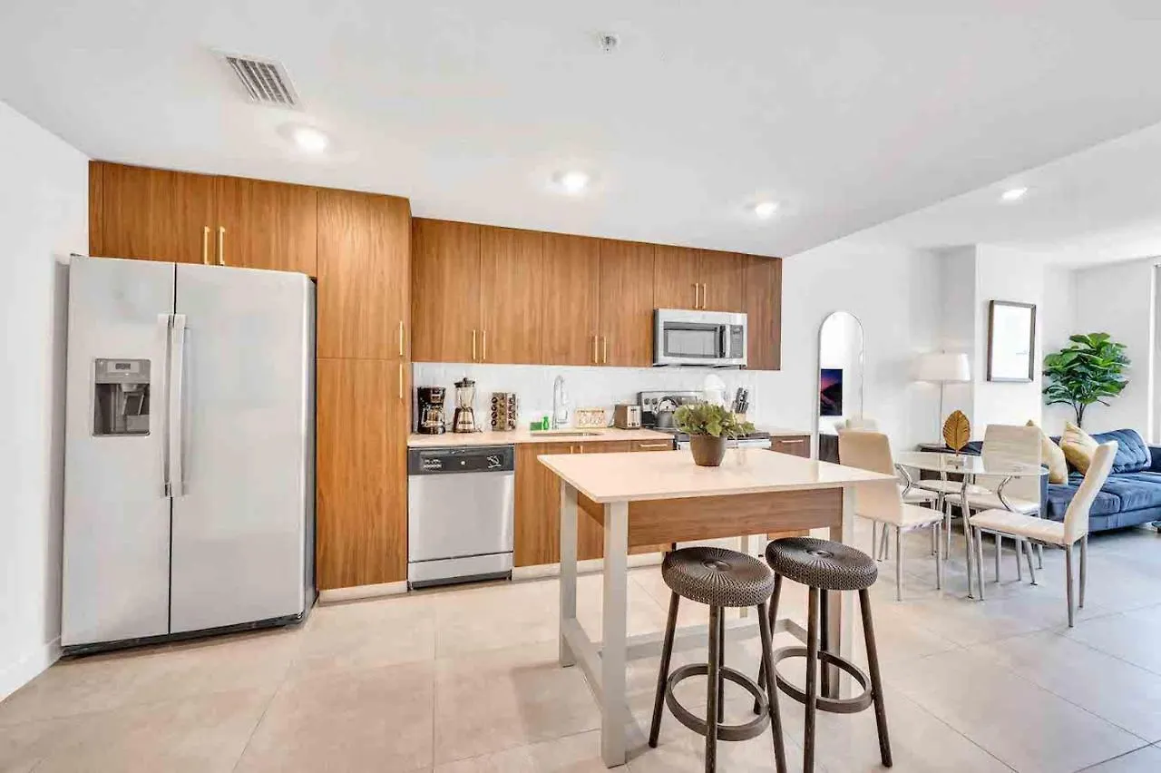 Wonderful Unit In Downtown With Free Parking Apartamento *