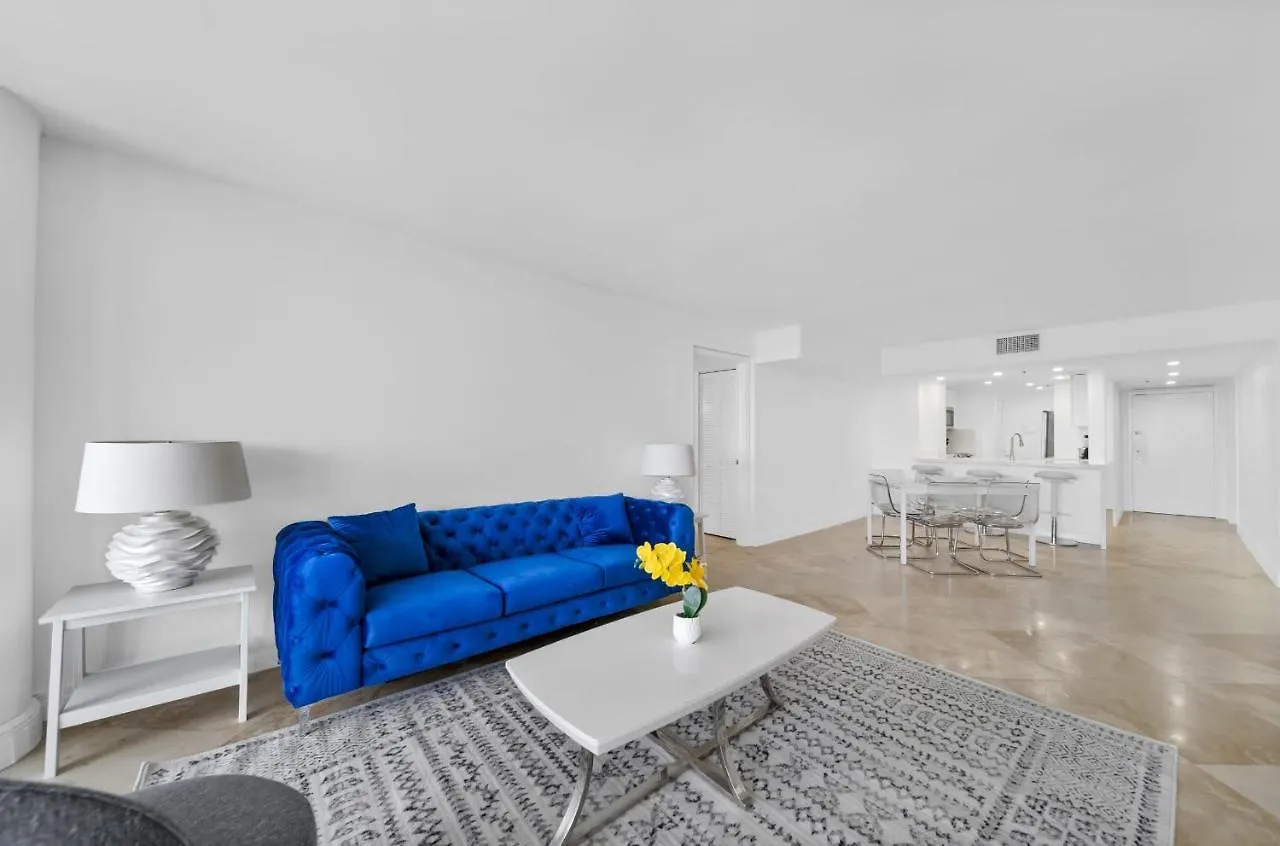 The Grand Oasis Miami