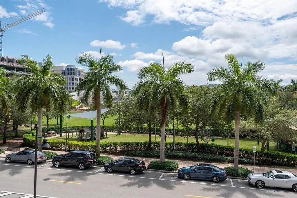 Stunning In Downtown Doral Apartment Miami