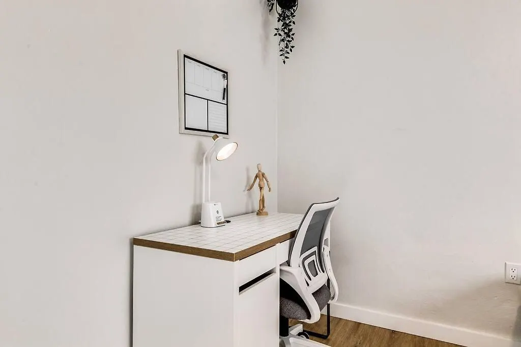Appartement Spacious 2 Bedroom Near Airport Virg 5