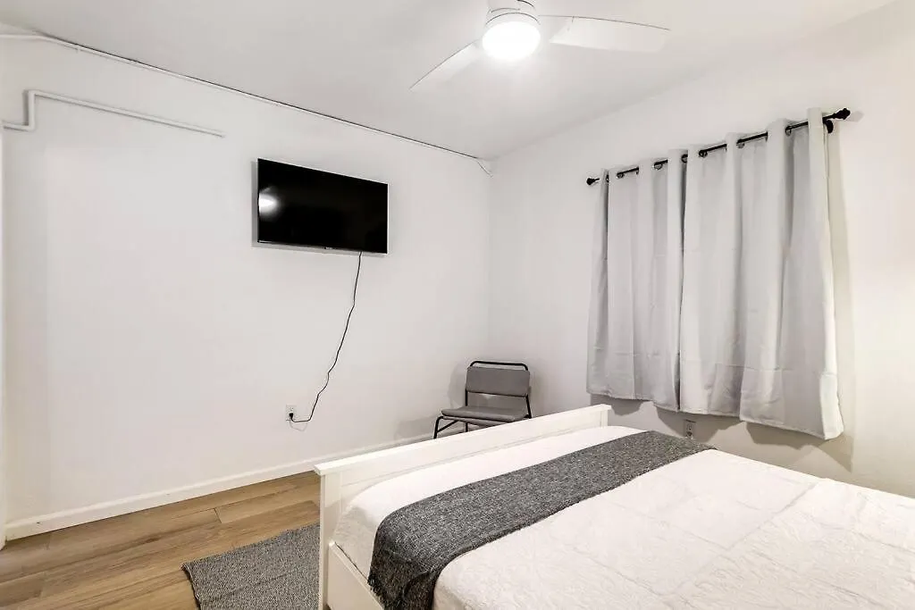 Apartamento Airport 2-bedroom Unit With Speedy Wi-fi Virg8 *