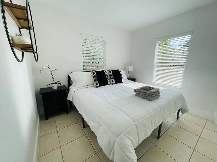 Σπίτι διακοπών Coral Gables With Pool Near Airport. King Beds *
