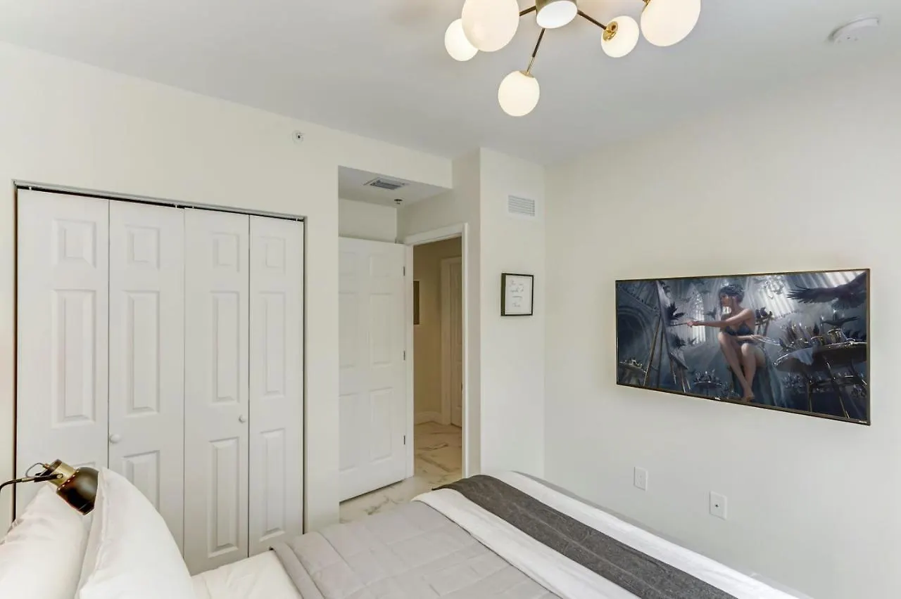 Wynwood Jumbo - Sleeps 16 & Free Parking Appartement *