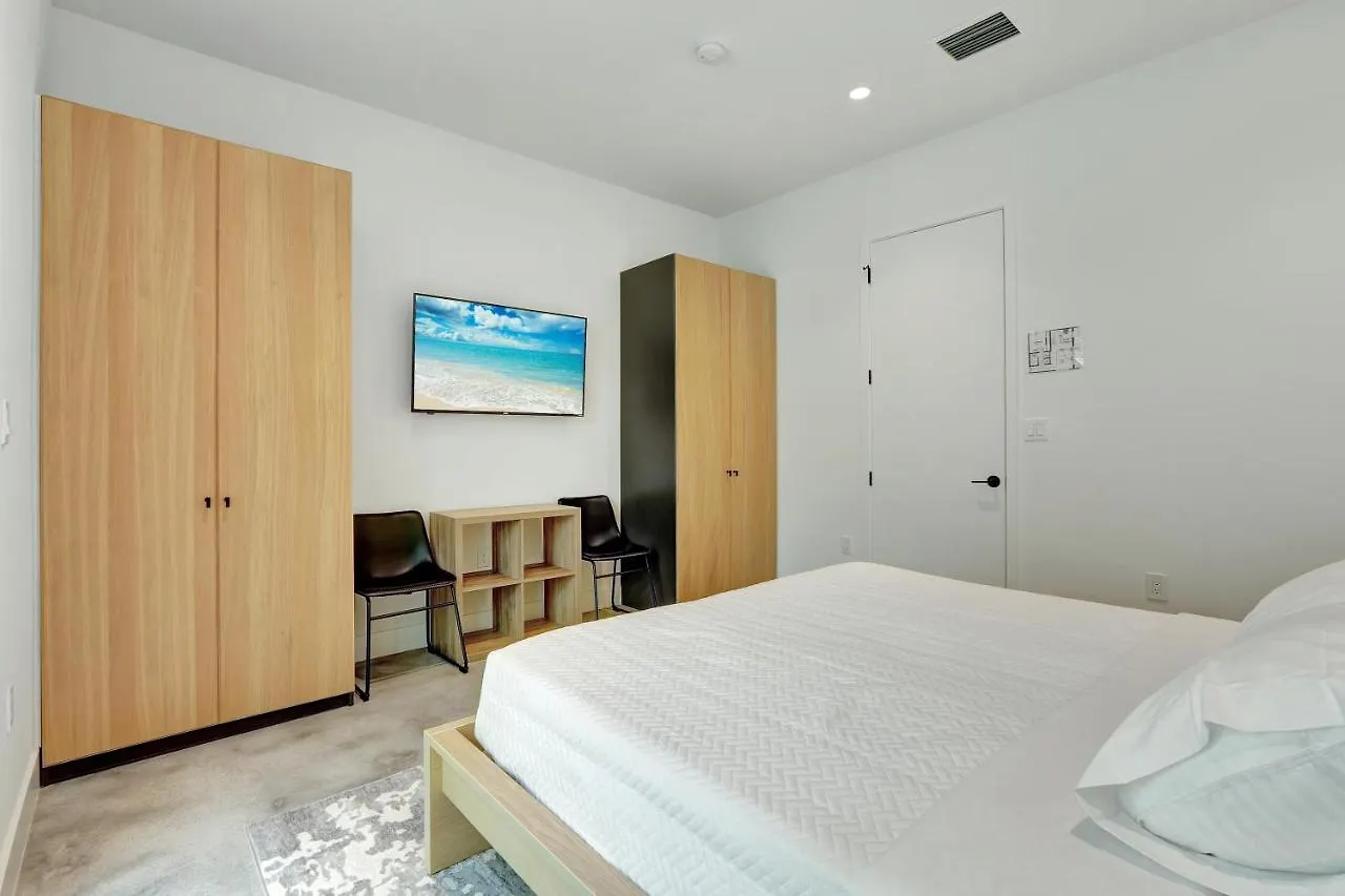 Modern Design And Brand New Furniture Nyaraló *