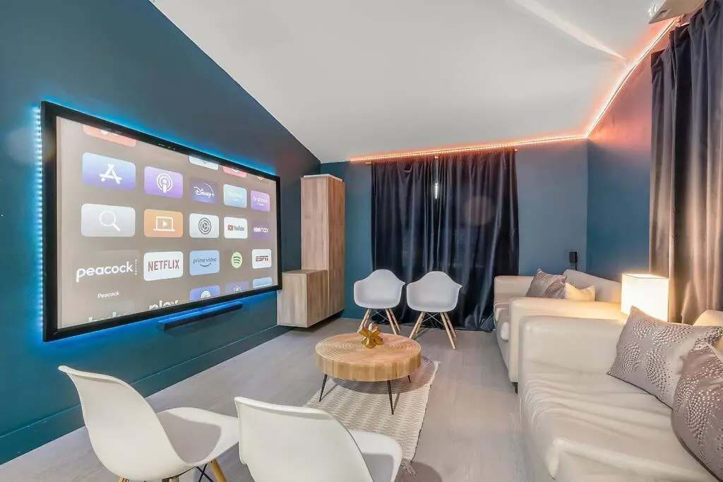 בית נופש Dune Paradise-pool/wynwood/spacious 5br/hidden Gem *
