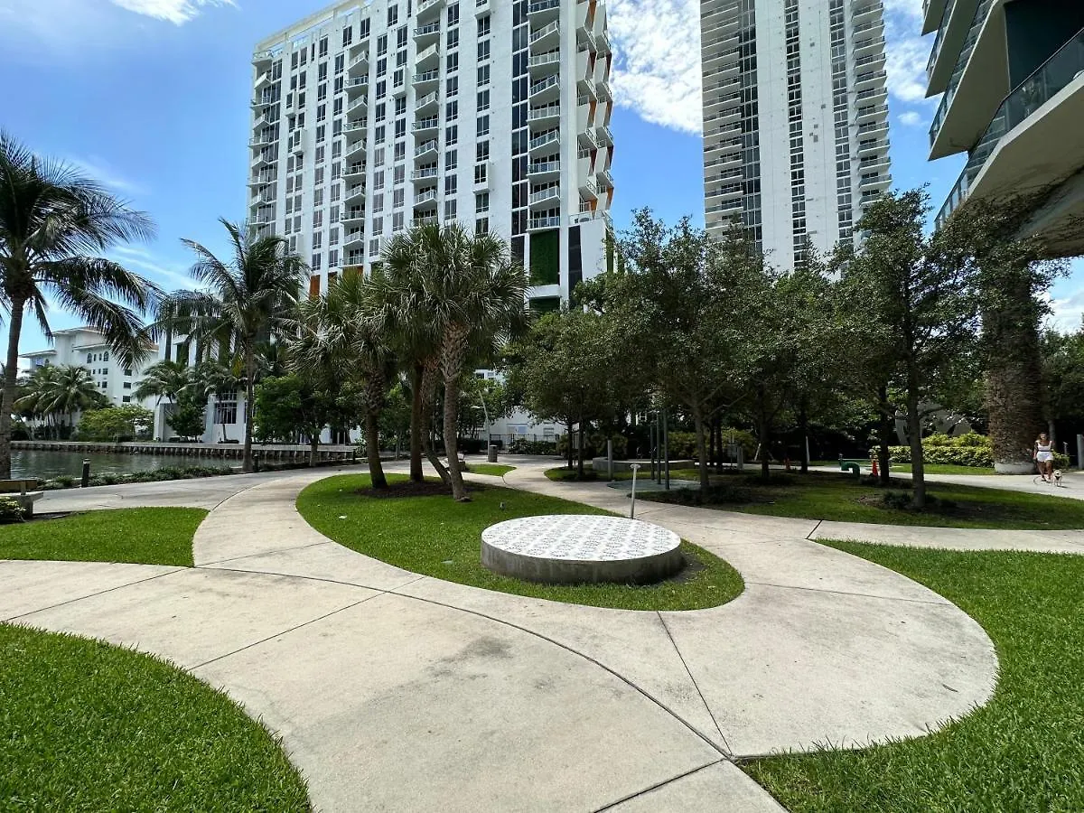 אכסניה Oqp Vacations Edgewater *
