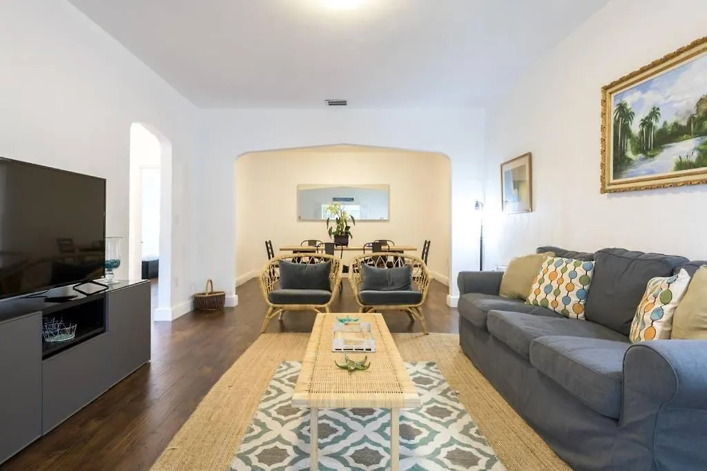 Casa Havana Renovated 3 2-near Brickell&downtown Casa de Férias