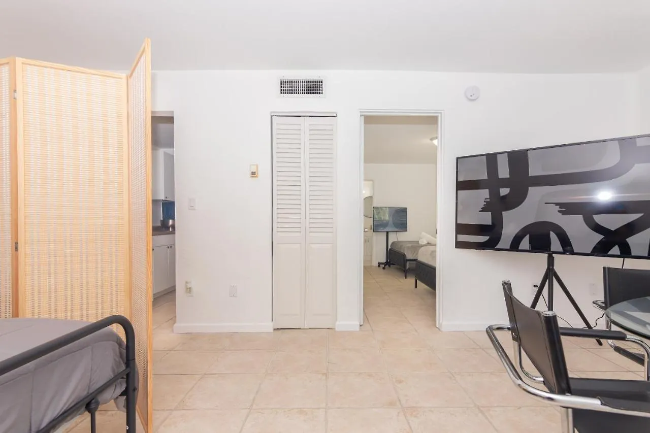 アパート One Bedroom - With Parking & Balcony - Heart Of Wynwood *