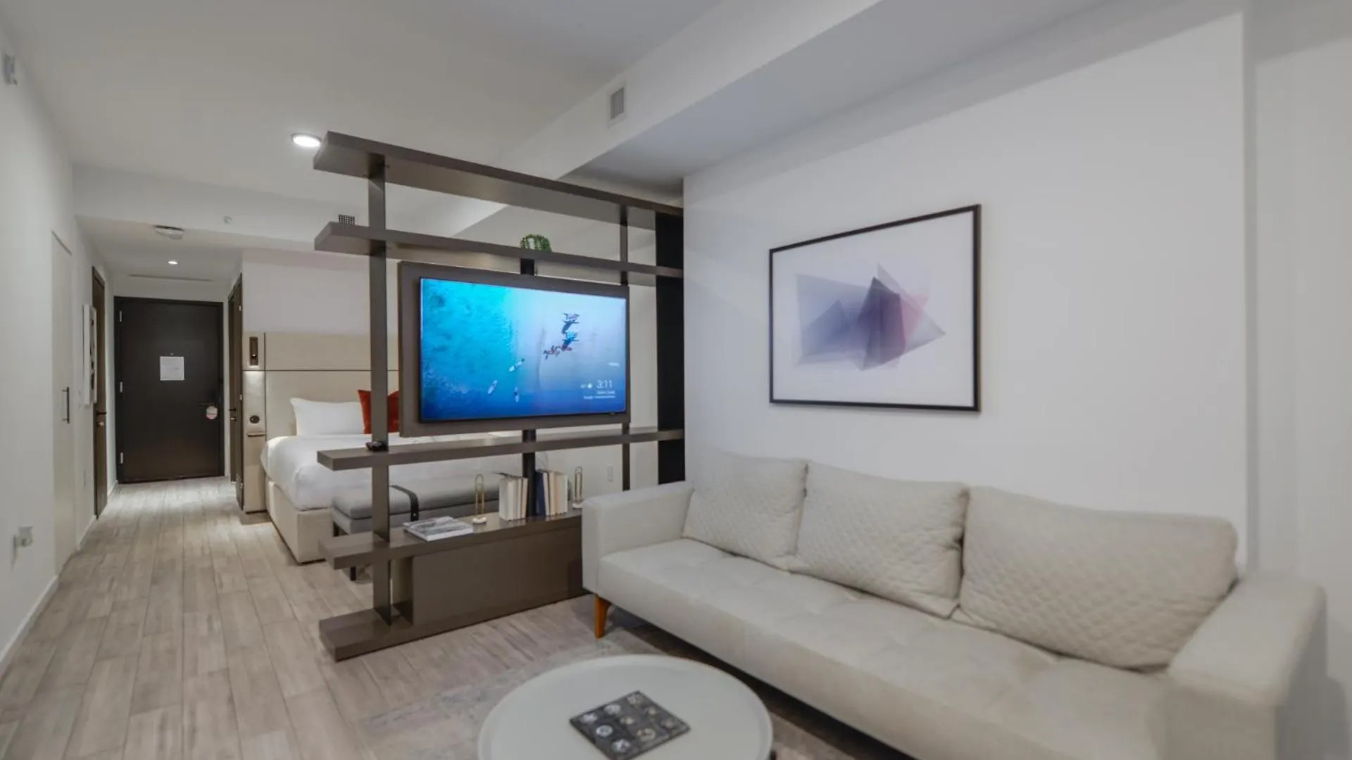 Exclusive Oasis: Charming Studio Near To Bayfront Park Miami