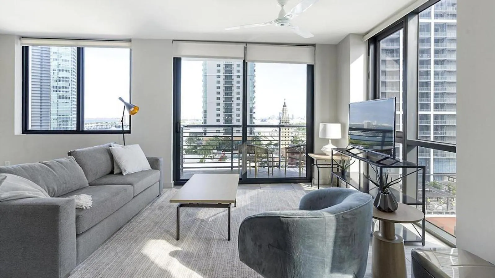 Apartment Landing - Modern With Amazing Amenities Miami