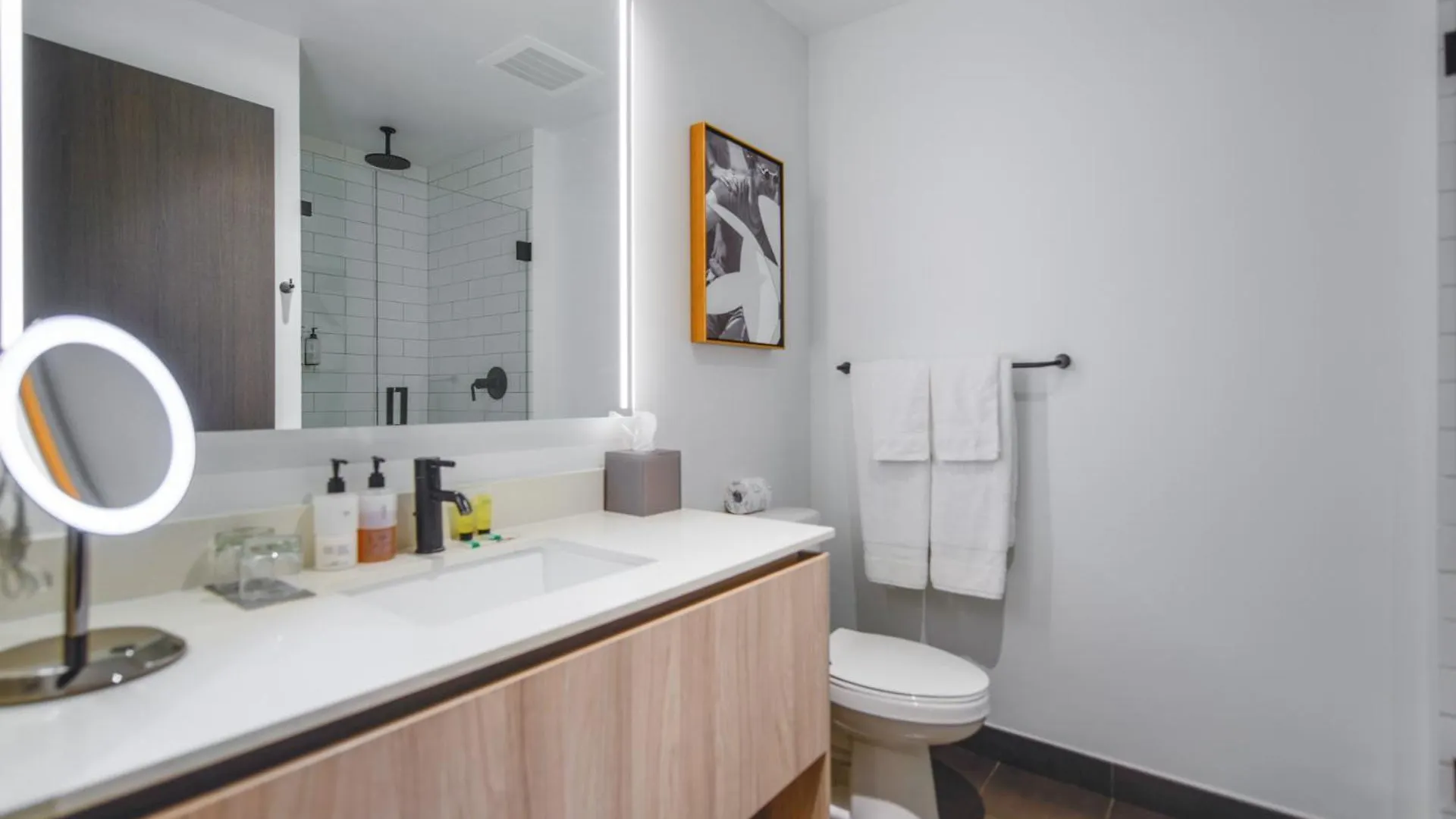 Apartman Exclusive Oasis: Charming Studio Near To Bayfront Park *