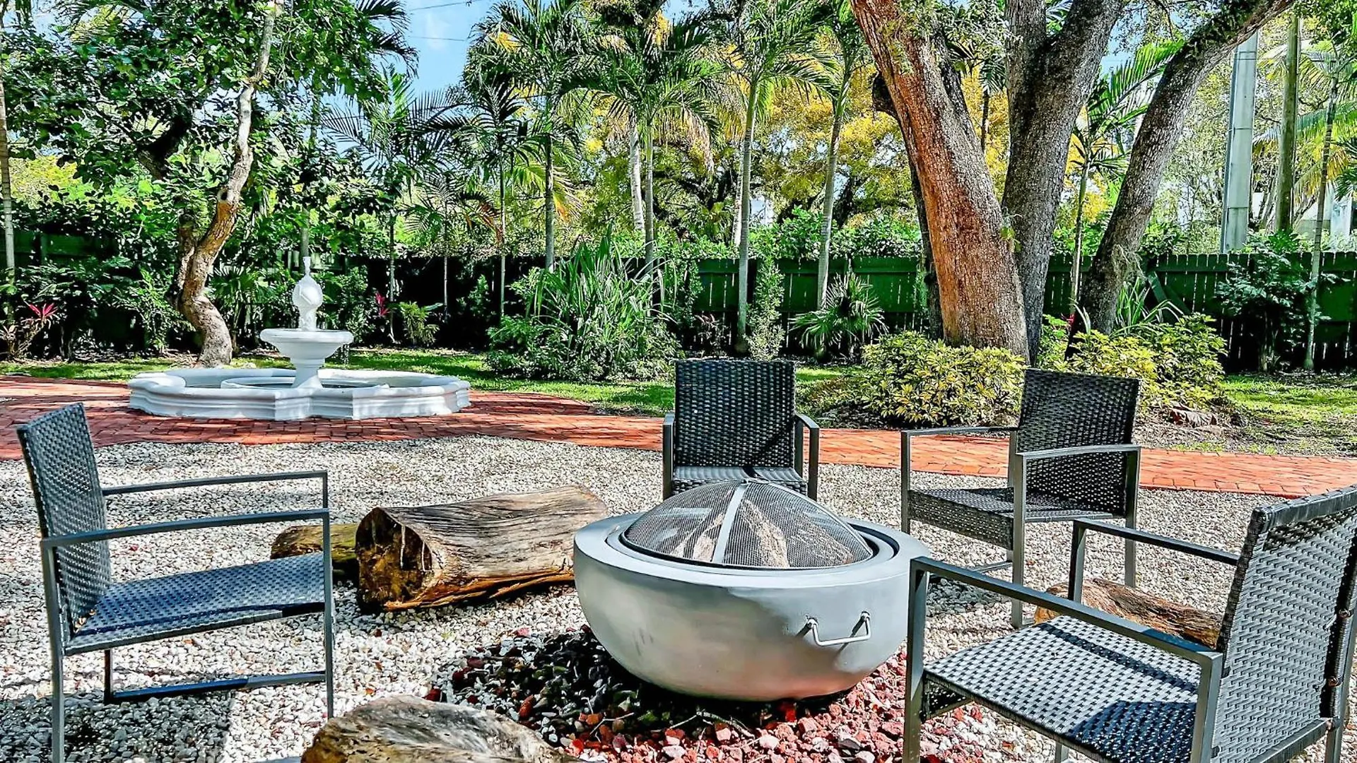 Tropicale Stunning 4 Bedroom 4 Bath With Pool And Bbq * マイアミ