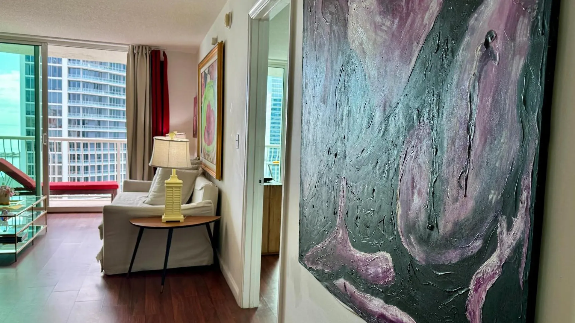 Brickell Unit, Amazing View, Balcony, Pool, 1 Free Parking * Miami
