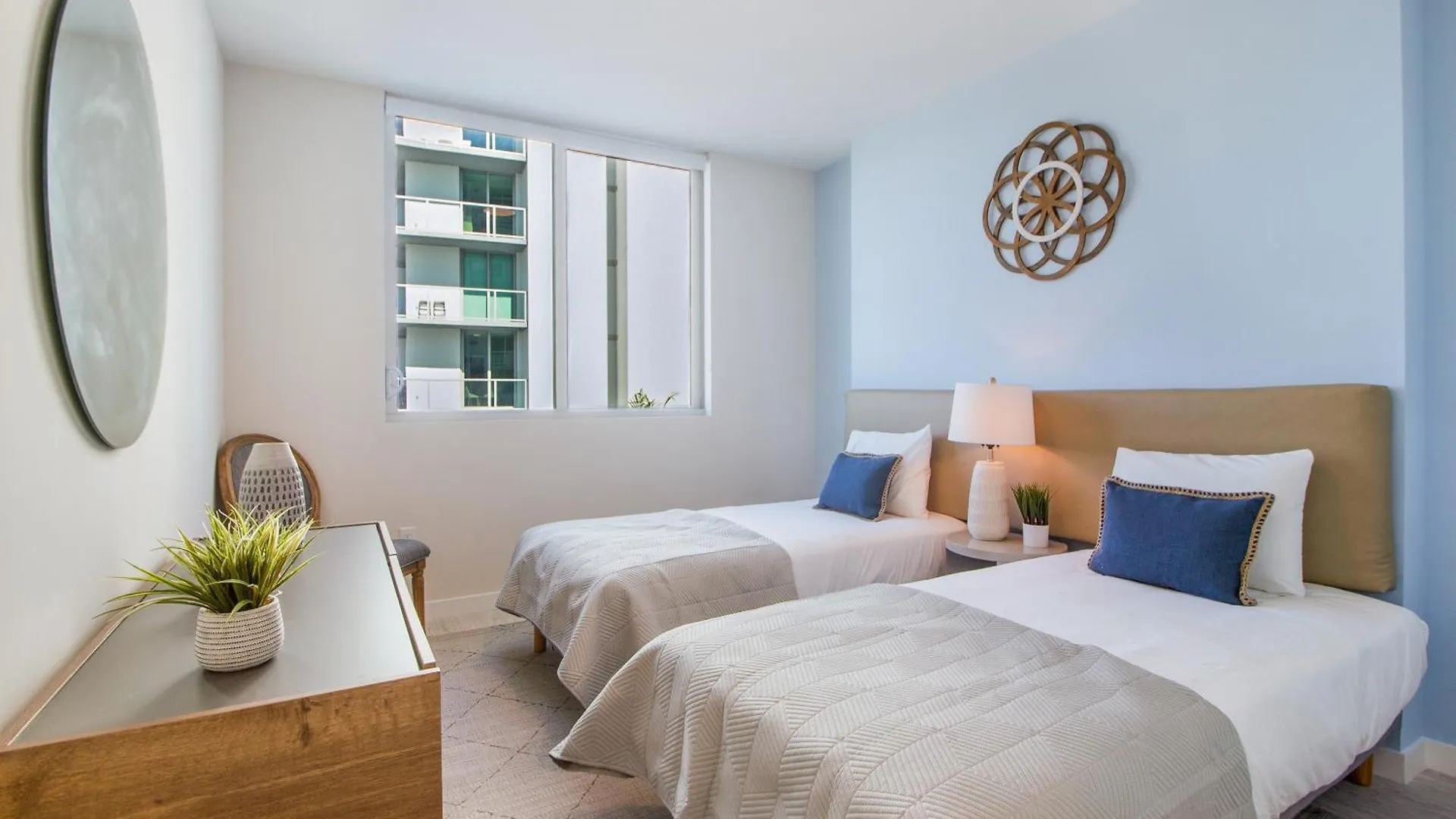 Quadro Residences By Ionica Apartment Miami