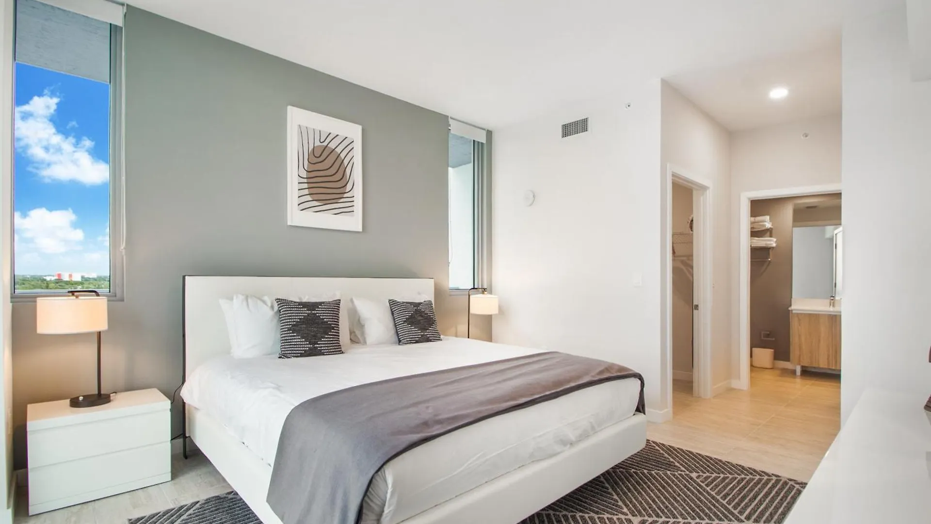 Quadro Residences By Ionica *