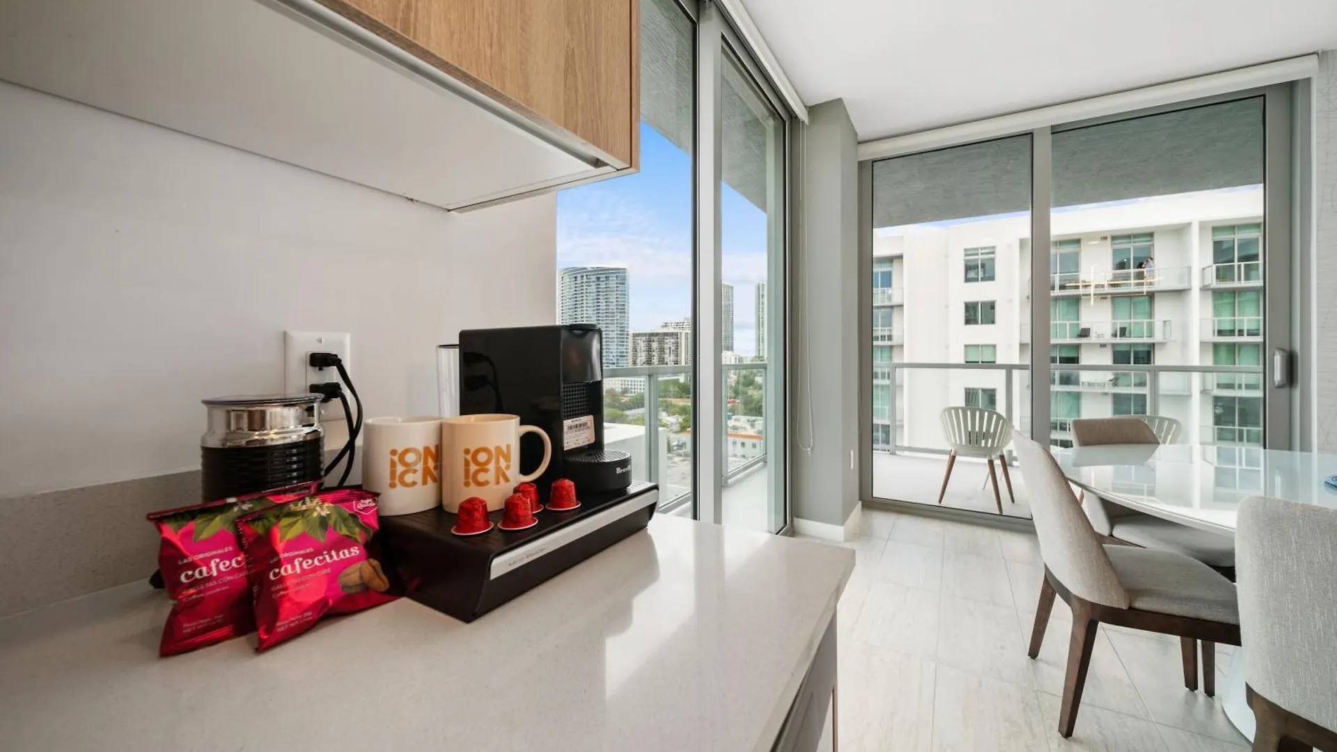 Quadro Residences By Ionica * Miami