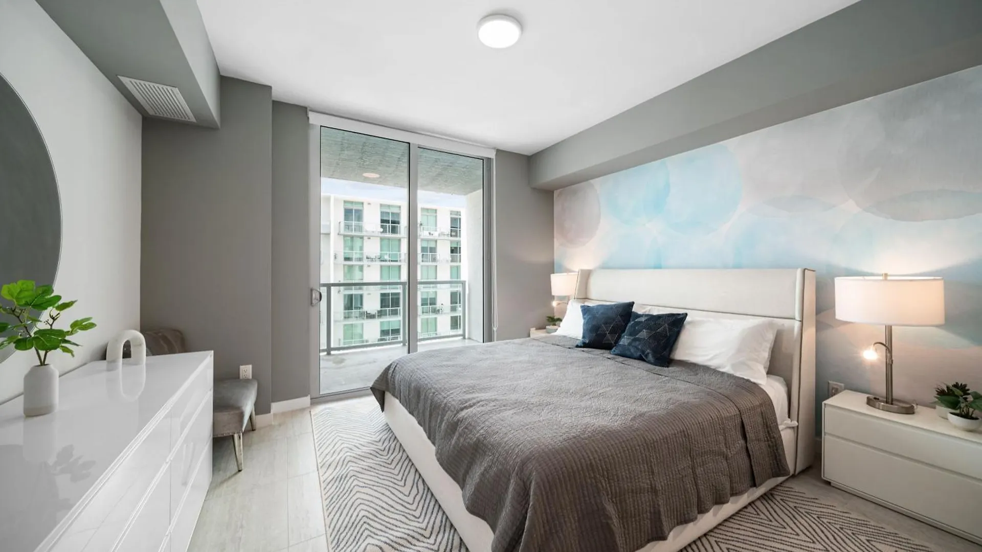Quadro Residences By Ionica Apartment