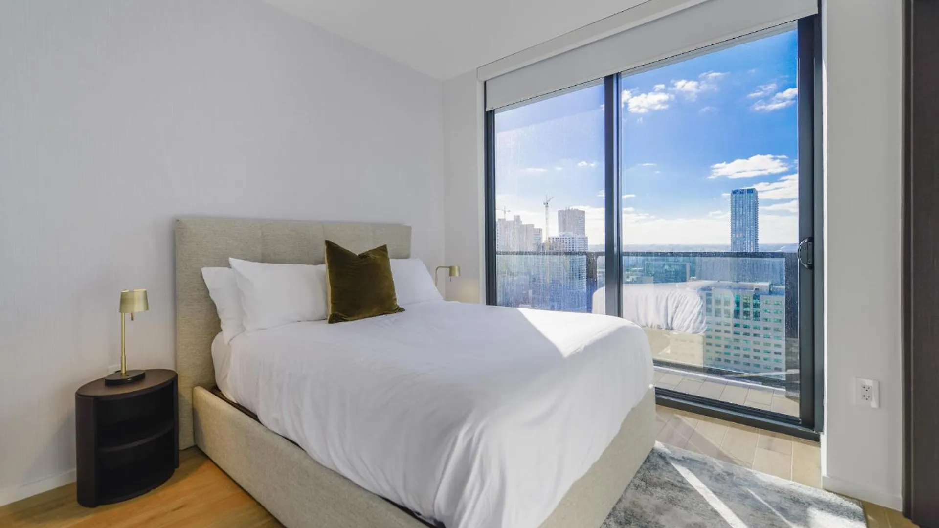 Luxury Apt With Amazing City Views All Of 公寓 *