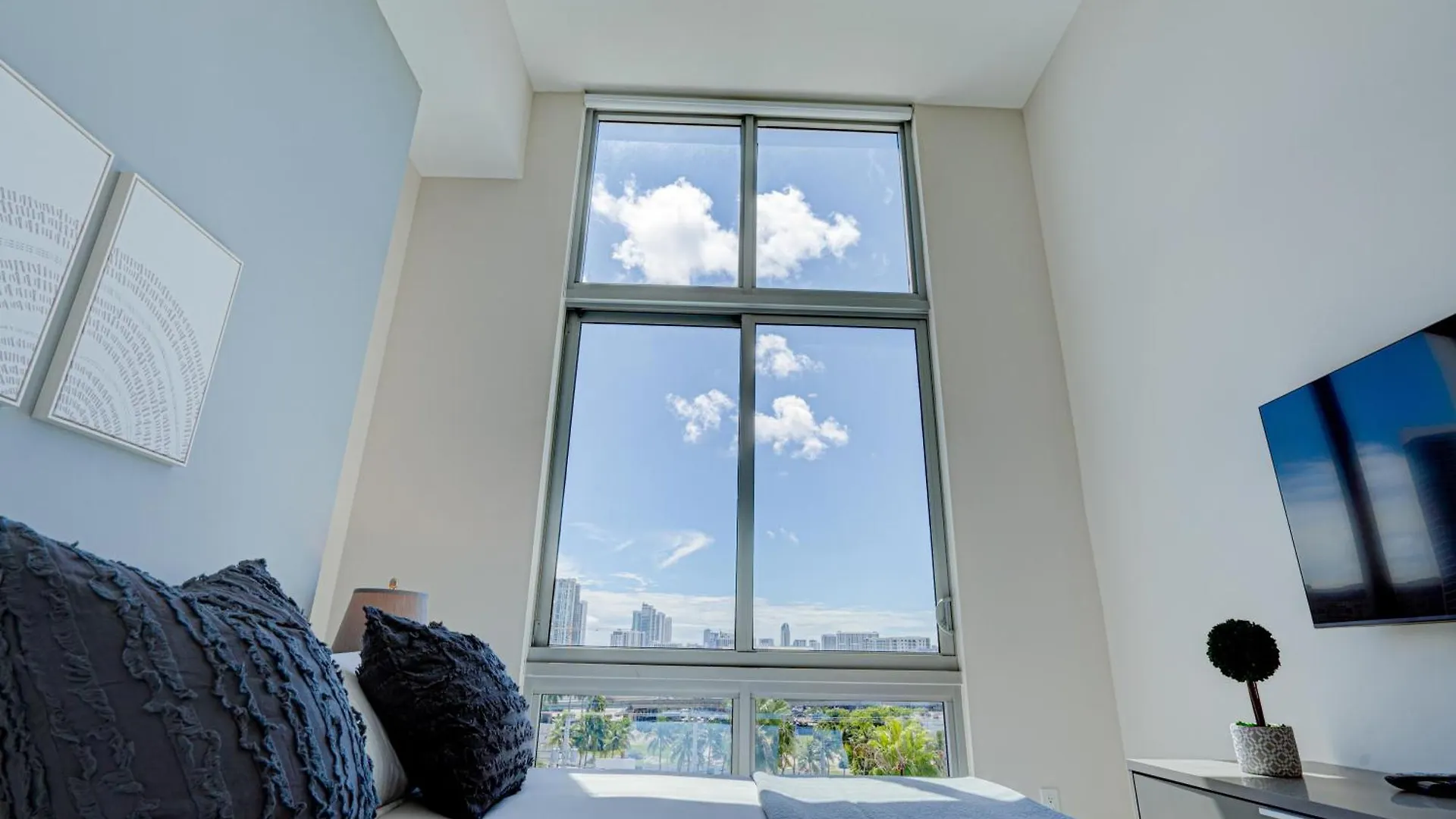 3900-502gj Design District, 2 Bedrooms & 2 Bathrooms * Miami